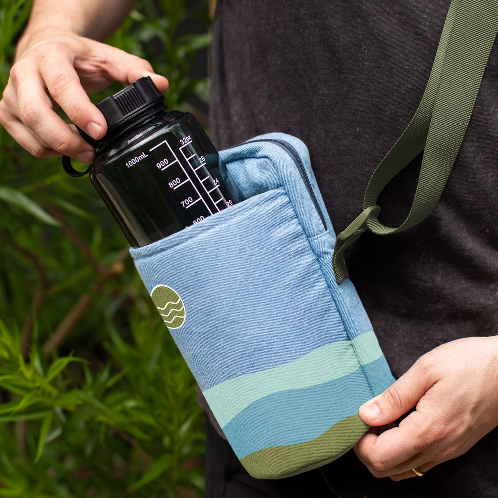 Hydration Sling Pouch (Natural Canvas)