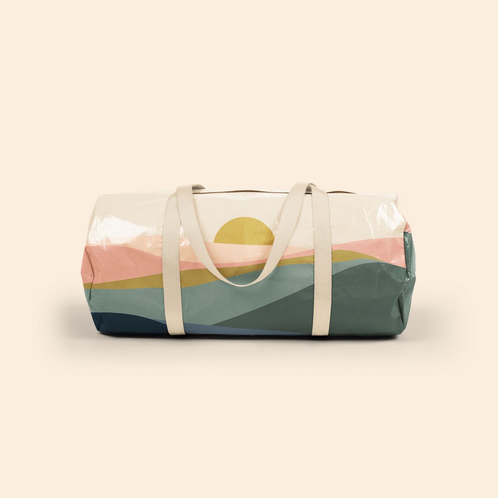 Darling Duffel - Laminated Non-Woven Rpet