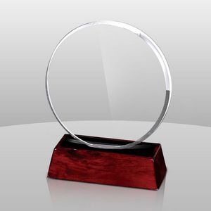 Clear Circle Award w/Rosewood Base (5"x5 1/4"x3/4")