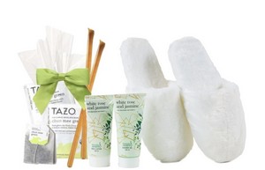 Cozy Slipper and Spa Set