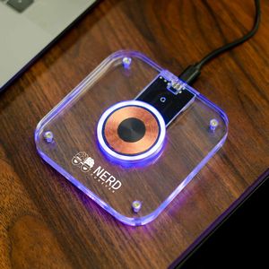 Lofiâ„¢ Acrylic Wireless Charger