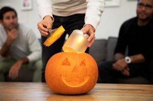 MPOWERD Luci Solar Candle