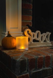 MPOWERD Luci Solar Candle