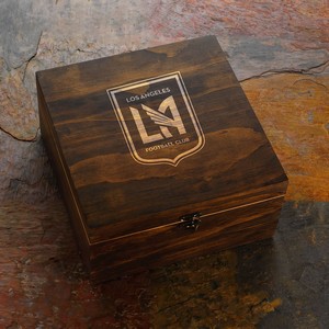 Manhattan 2-Piece Pint Glass Set in Engraved Box