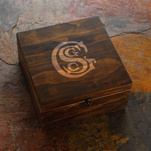 Manhattan 2-Piece Rocks Set in Engraved Box