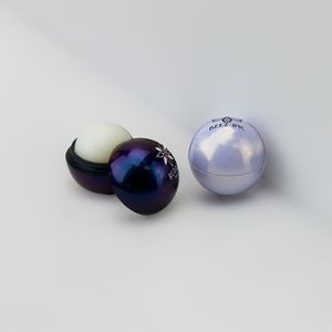 Pearlâ„¢ Round Lip Balm Ball Moisturizer