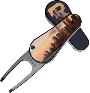 PitchfixÂ® Flash Golf Divot Tool