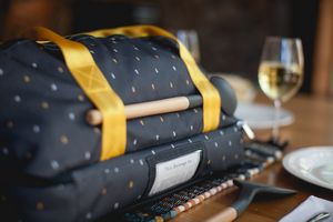 Potluck Insulated Casserole Tote