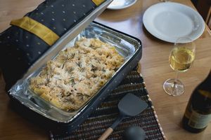Potluck Insulated Casserole Tote