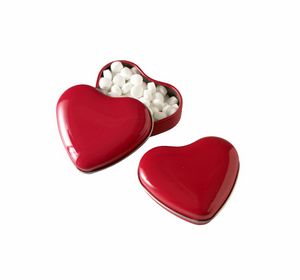 Sweet Heart Tin w/ MicroMintsÂ®