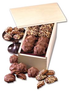 Wooden Collector's Box w/English Butter Toffee & Caramel Pecan Clusters