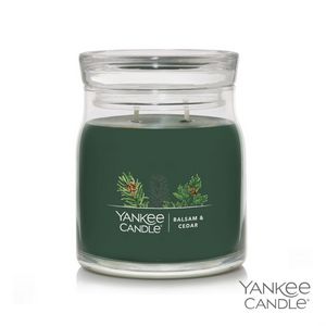 YankeeÂ® Signature Medium 2 Wick Candle - 13oz