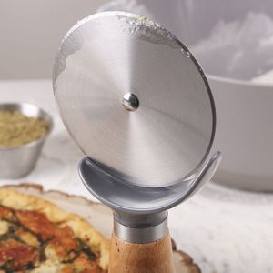 reGen Beechwood Pizza Cutter