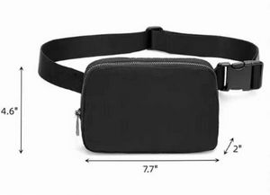 1L Everywhere Belt Bag