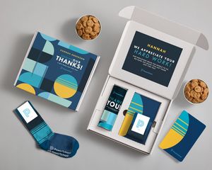Medium Cozy Gift Box