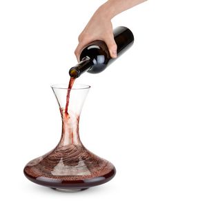 True® Ellipseâ„¢: Traditional Decanter