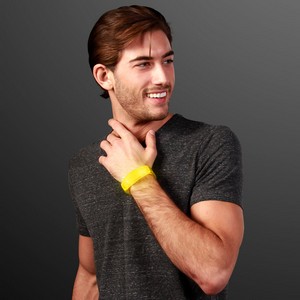 Yellow fashion LED Bracelet - BLANK